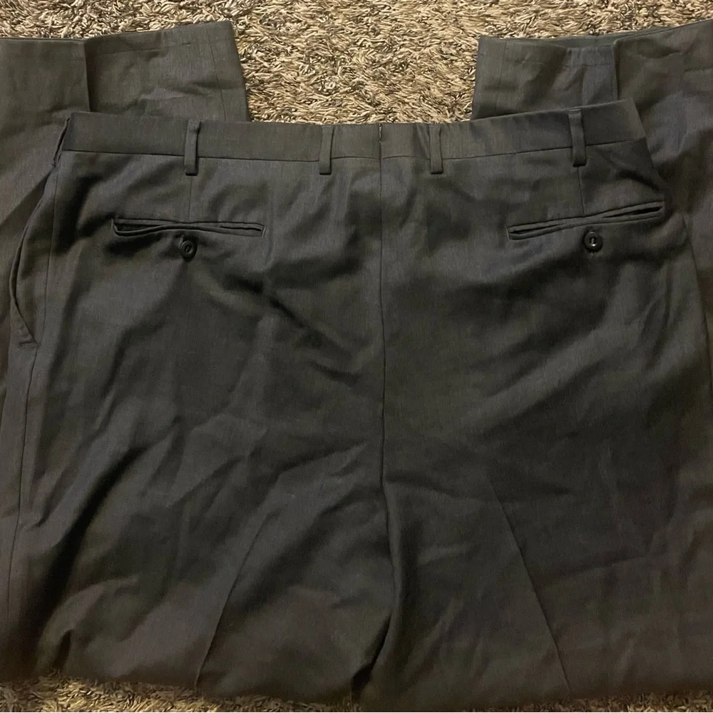 Brioni Men's Elegant Black Dress Pants Gray 40R
